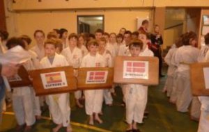 Mini-coupe d'Europe Poussin (es)