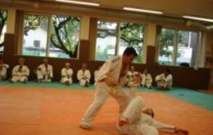 Cours de jujitsu à partir de 10 ans.