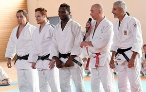 15/06 remise de sa ceinture noire à Junior Zang