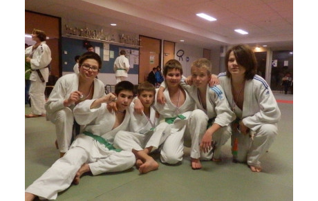 CLUSES-THYEZ 3ème PAR EQUIPE MINIME